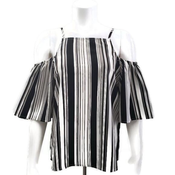 Crave fame by Almost Famous Cold Shoulder Blouse - Picture 2 of 7